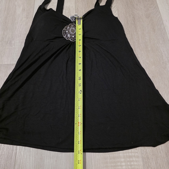 Chic Black Women's Camisole with Embellishment Y2K - Picture 5 of 6